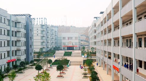 遵義南方白酒中等專業(yè)學(xué)校2022年報(bào)名條件、招生要求、招生對(duì)象