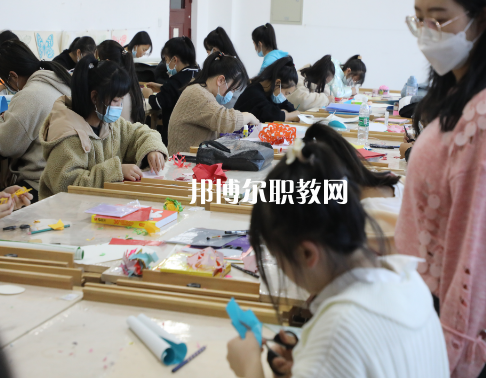 酒泉工貿(mào)中等專業(yè)學校2022年招生辦聯(lián)系電話