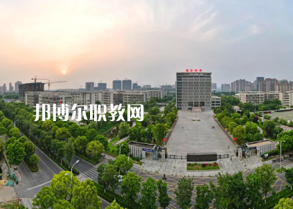 江蘇海安中等專業(yè)學(xué)校2022年報名條件、招生要求、招生對象