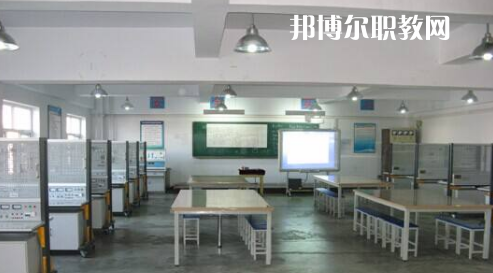 秦皇島市升華中等職業(yè)學校2022年報名條件、招生要求、招生對象