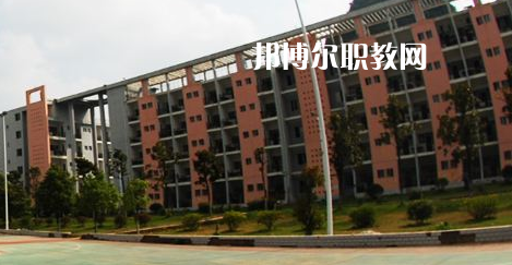 銅仁工業(yè)學(xué)校2022年學(xué)費、收費多少