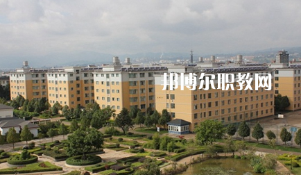 黔西南州機電技工學(xué)校2022年招生辦聯(lián)系電話