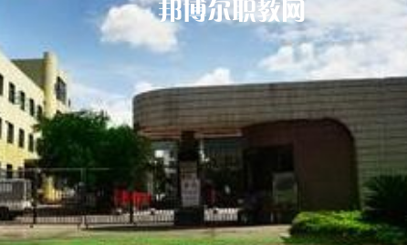 西昌第一職業(yè)技術(shù)中學(xué)2022年報(bào)名條件、招生要求、招生對象