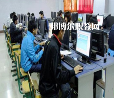 鹽源縣職業(yè)中學(xué)2022年有哪些專(zhuān)業(yè)