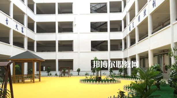 黔東南州德才科技職業(yè)學(xué)校怎么樣、好不好