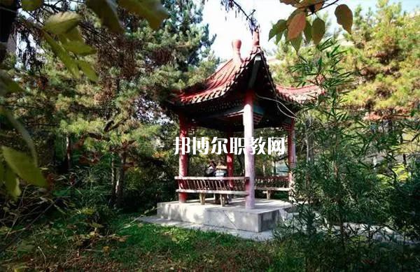 平?jīng)鰩煼秾W(xué)校2022年學(xué)費(fèi)、收費(fèi)多少