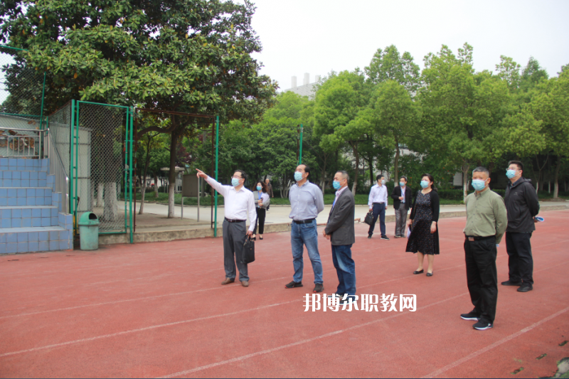 安徽公路工程技工學(xué)校2022年報名條件、招生要求、招生對象