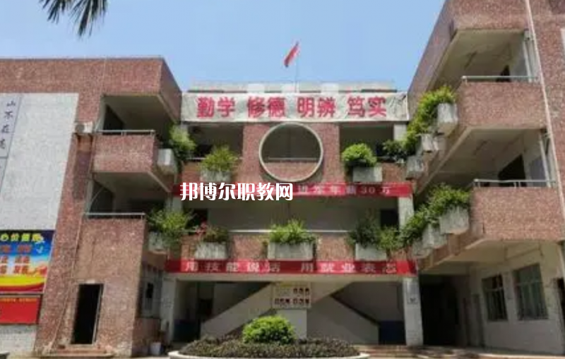 佛山騰飛技工學校2022年報名條件、招生要求、招生對象