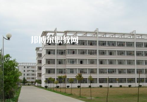 江蘇建湖中等專業(yè)學校2022年報名條件、招生要求、招生對象