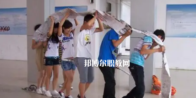 成都金海洋創(chuàng)意產(chǎn)業(yè)職業(yè)技術(shù)學(xué)校2022年學(xué)費(fèi)、收費(fèi)多少