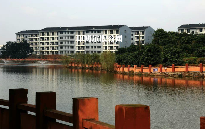 合江少岷職業(yè)技術(shù)學校怎么樣、好不好