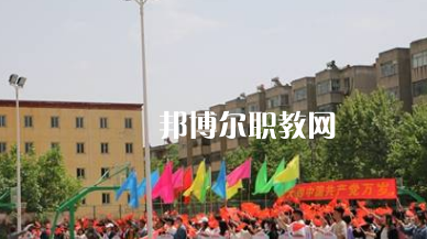 瑞麗國(guó)際珠寶翡翠學(xué)校2022年報(bào)名條件、招生要求、招生對(duì)象