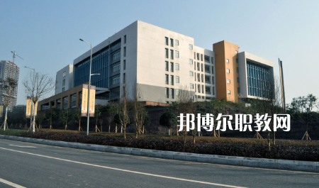 重慶建材技工學校2022年報名條件、招生要求、招生對象