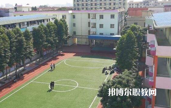 東莞鼎文職業(yè)技術(shù)學(xué)校2022年報名條件、招生要求、招生對象