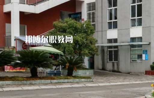 黔西南州英才職業(yè)技術(shù)學校2022年宿舍條件