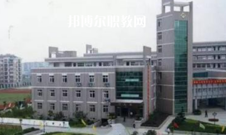 樂至縣回瀾職業(yè)中學2022年報名條件、招生要求、招生對象