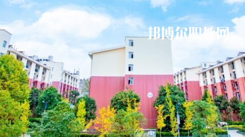 黔東南中等職業(yè)技術學校2022年學費、收費多少