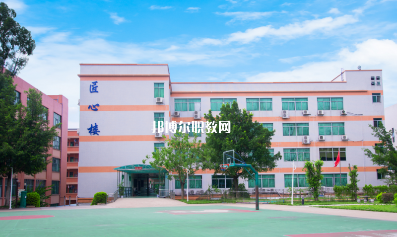 寧洱縣職業(yè)高級(jí)中學(xué)2022年報(bào)名條件、招生要求、招生對(duì)象