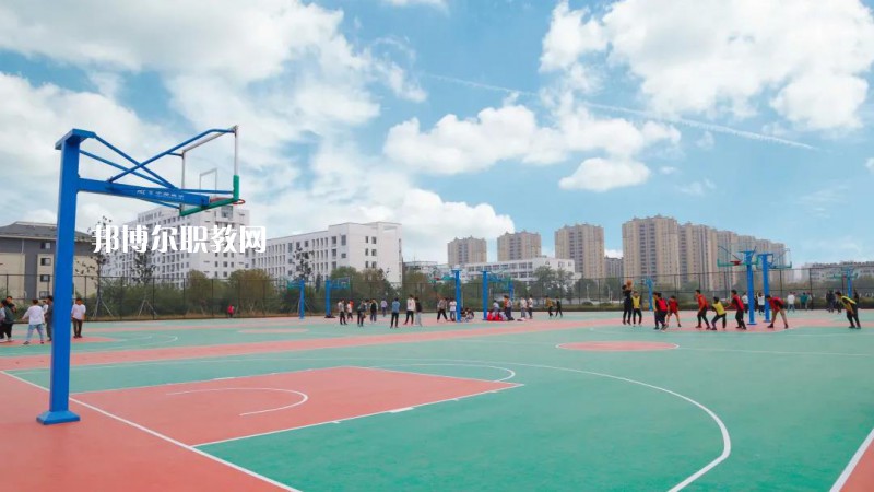 揚(yáng)州高等職業(yè)技術(shù)學(xué)校2022年報(bào)名條件、招生要求、招生對(duì)象