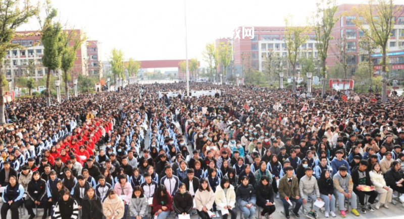 靈璧高級職業(yè)技術(shù)學校2022年報名條件、招生要求、招生對象