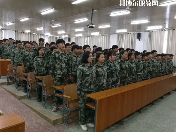 河北軌道交通中等專業(yè)學(xué)校2022年報(bào)名條件、招生要求、招生對(duì)象