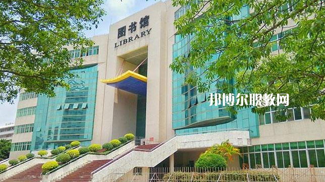 廣東石油化工職業(yè)技術(shù)學(xué)校2022年報名條件、招生要求、招生對象