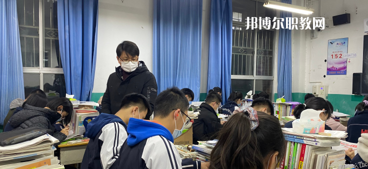 滄州工貿學校2022年報名條件、招生要求、招生對象