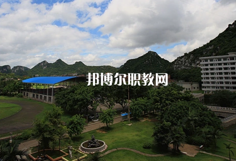 廣西商業(yè)學校怎么樣、好不好