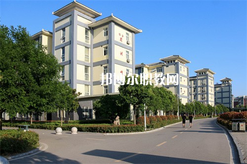 亳州中藥科技學(xué)校2022年報(bào)名條件、招生要求、招生對(duì)象