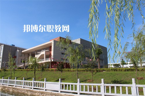 安徽六安技師學(xué)院2022年報(bào)名條件、招生要求、招生對(duì)象