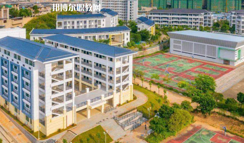 梅州英才外語學(xué)校2022年報名條件、招生要求、招生對象