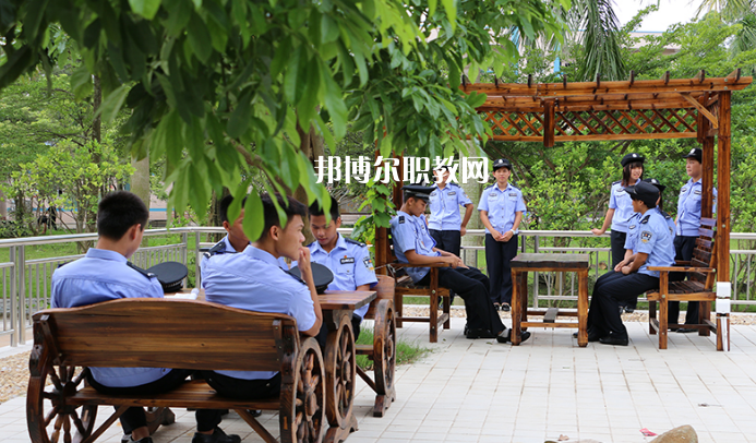 化州鑒江司法職業(yè)學(xué)校2022年學(xué)費(fèi)、收費(fèi)多少