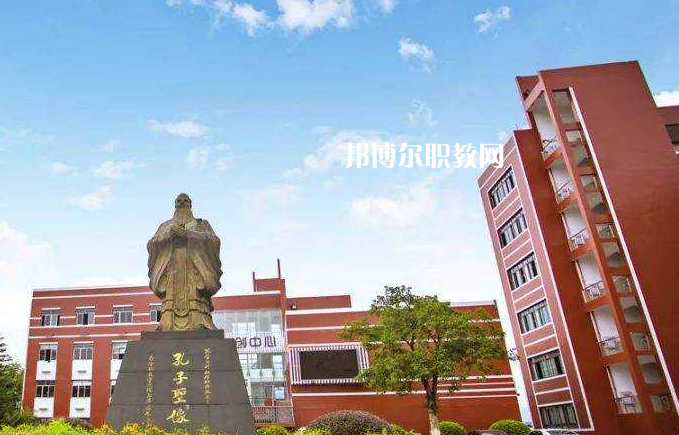 貴州輕工職業(yè)技術(shù)學(xué)院中專部2022年報(bào)名條件、招生要求、招生對(duì)象