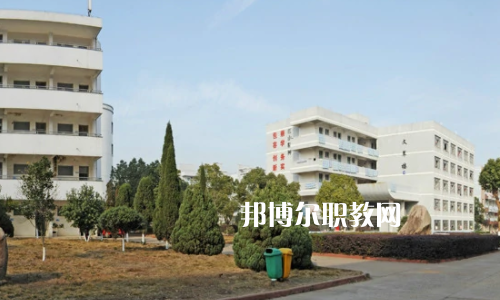 牟定縣職業(yè)高級(jí)中學(xué)2022年學(xué)費(fèi)、收費(fèi)多少