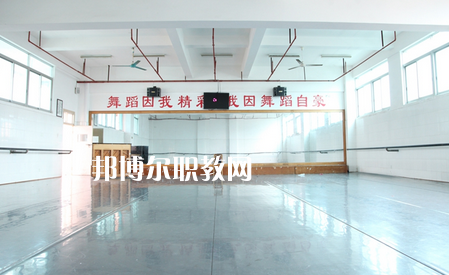廣西藝術(shù)學(xué)校2022年報(bào)名條件、招生要求、招生對(duì)象