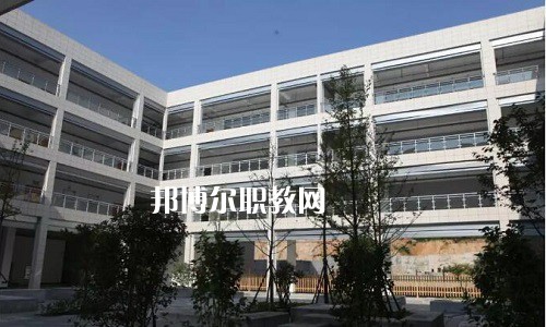 黃山旅游管理學(xué)校2022年報名條件、招生要求、招生對象