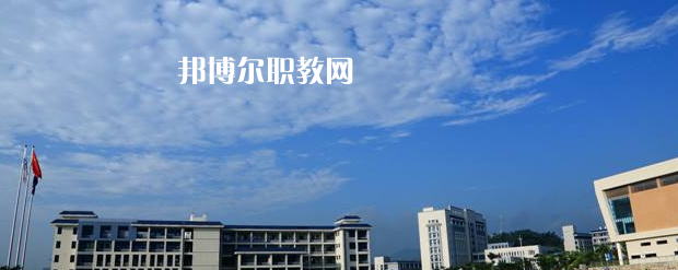 惠州東江職業(yè)技術(shù)學(xué)校2022年報名條件、招生要求、招生對象