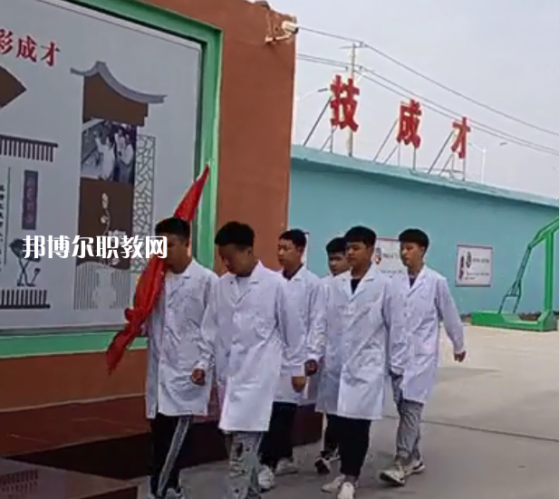 邢臺英才醫(yī)學中等專業(yè)學校2022年報名條件、招生要求、招生對象