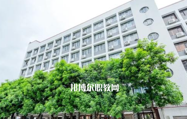 昆明機(jī)電工程學(xué)校2022年報(bào)名條件、招生要求、招生對象