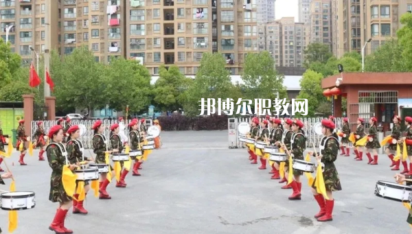 安徽合肥機(jī)電技師學(xué)院2022年報(bào)名條件、招生要求、招生對(duì)象