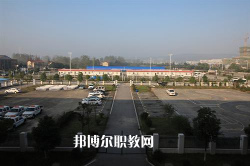 安徽滁州技師學(xué)院2022年報(bào)名條件、招生要求、招生對(duì)象