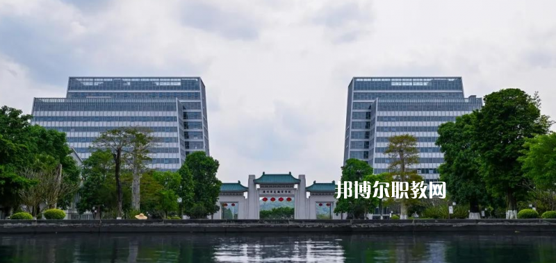 廣東華夏技工學校2022年報名條件、招生要求、招生對象