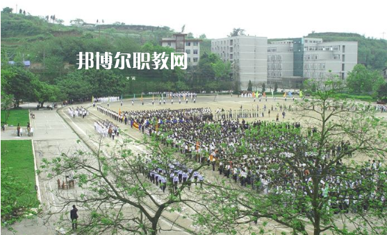內(nèi)江鐵路機械學(xué)校2022年報名條件、招生要求、招生對象