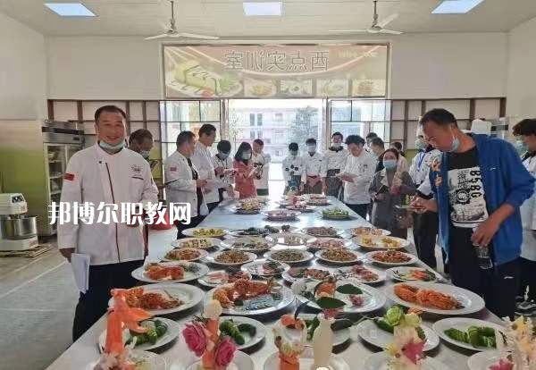 淮北市烈山區(qū)中等專業(yè)學(xué)校2022年報名條件、招生要求、招生對象