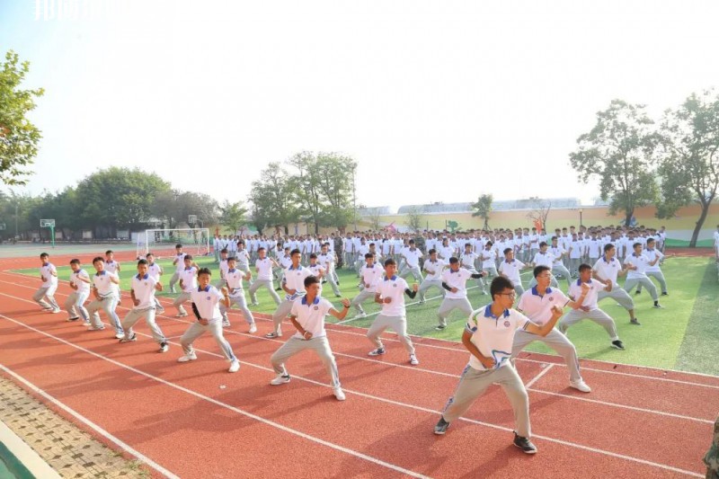 楚雄州體育運(yùn)動(dòng)學(xué)校2022年報(bào)名條件、招生要求、招生對(duì)象