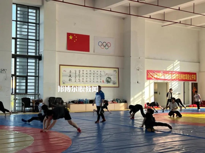 佛山體育運(yùn)動(dòng)學(xué)校2022年報(bào)名條件、招生要求、招生對(duì)象