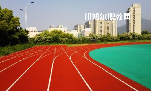 楚雄民中族等專業(yè)學(xué)校2022年學(xué)費、收費多少