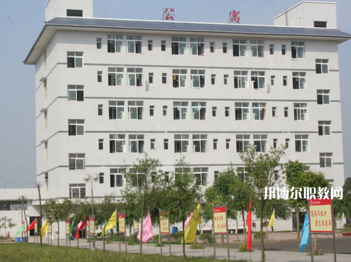 廣安武勝嘉陵職業(yè)技術(shù)學(xué)校2022年報名條件、招生要求、招生對象
