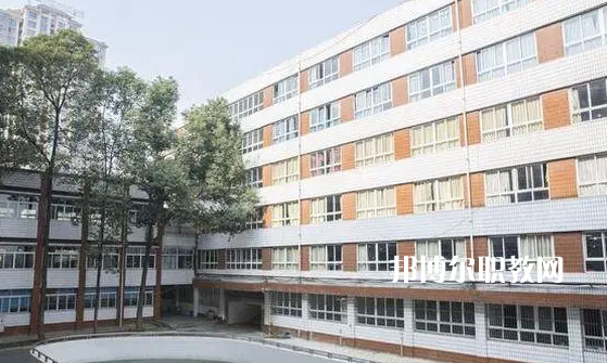 昆明現(xiàn)代科技學校學校2022年報名條件、招生要求、招生對象