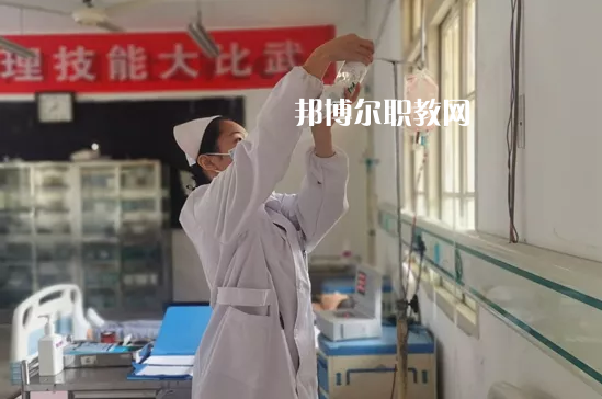 臺州護(hù)士學(xué)校2022年報名條件、招生要求、招生對象